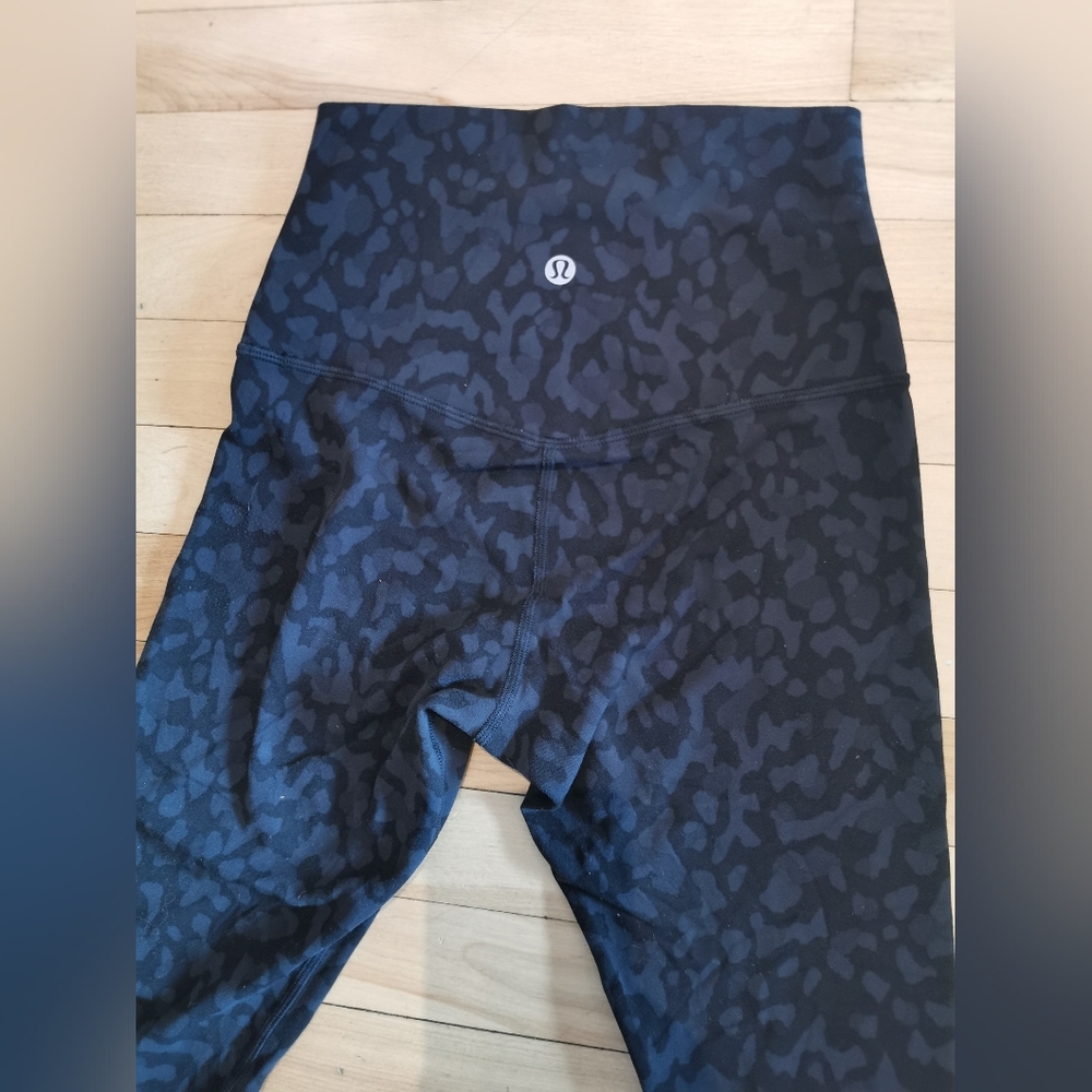 Lululemon wonderunder size 2 leggings